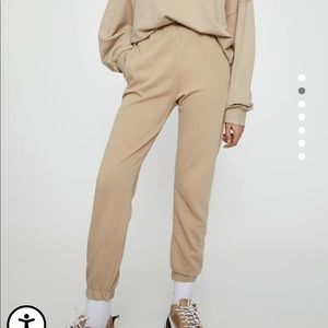 Pull and Bear joggers